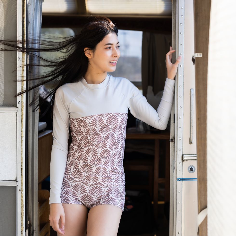 ラッシュガード / Rash guard #レトロ配色が目を惹くデザイン