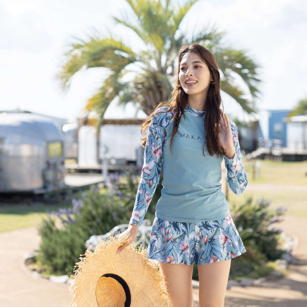 インナーブラ付きラッシュガード / Rash Guard with Pad #インナーブラ付きでビキニいらず。大人の“映え×機能”ラッシュガード。