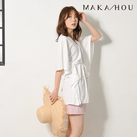 海でサクッと羽織れるUVチュニック