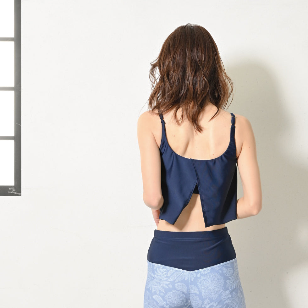 パット付きキャミブラ / Camisole bra #大人の肌見せを叶える、上品カシュクールキャミ