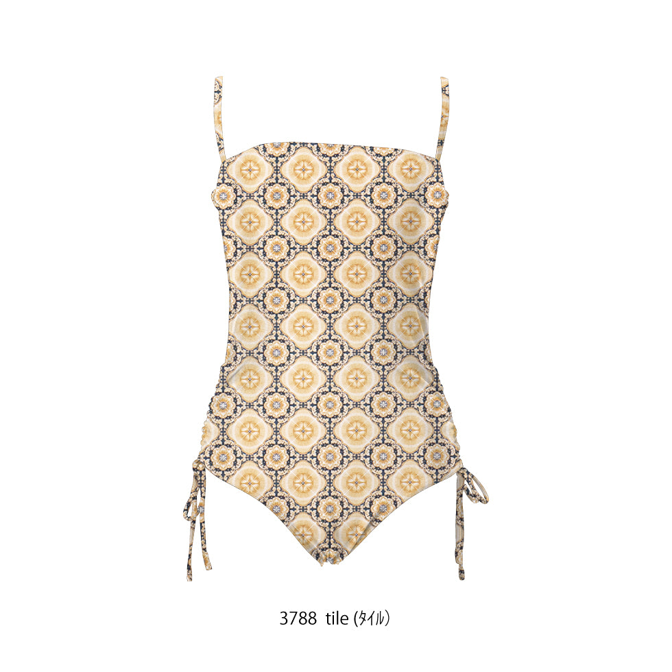 ワンピース水着 / One-piece