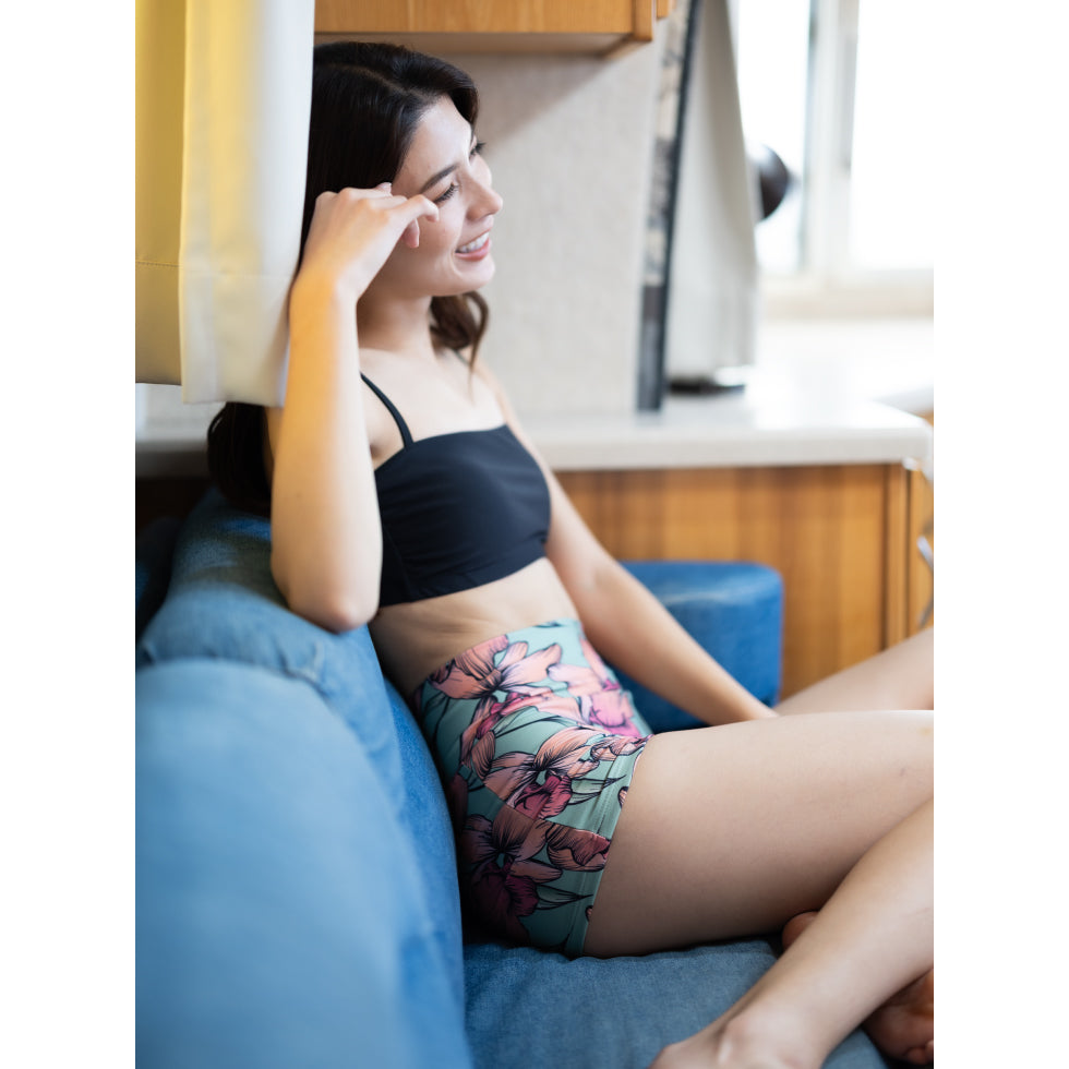 ハイウエストショートパンツ / High waist short pants #お腹も心も、すっぽり包み込む安心感。