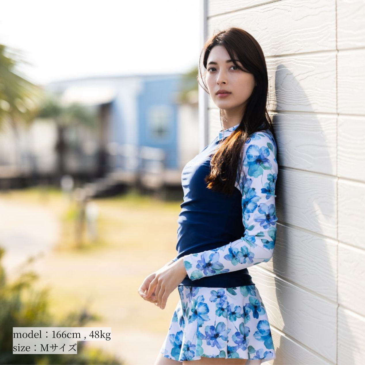 インナーブラ付きラッシュガード / Rash Guard with Pad　#インナーブラ付きでビキニいらず。大人の“映え×機能”ラッシュガード。