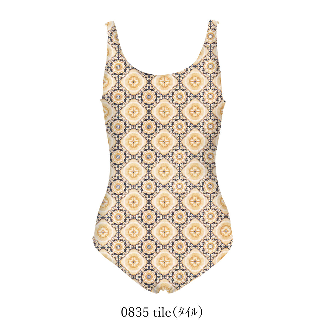ワンピース水着 / One-piece　＃背中で魅せる、大人ワンピ。
