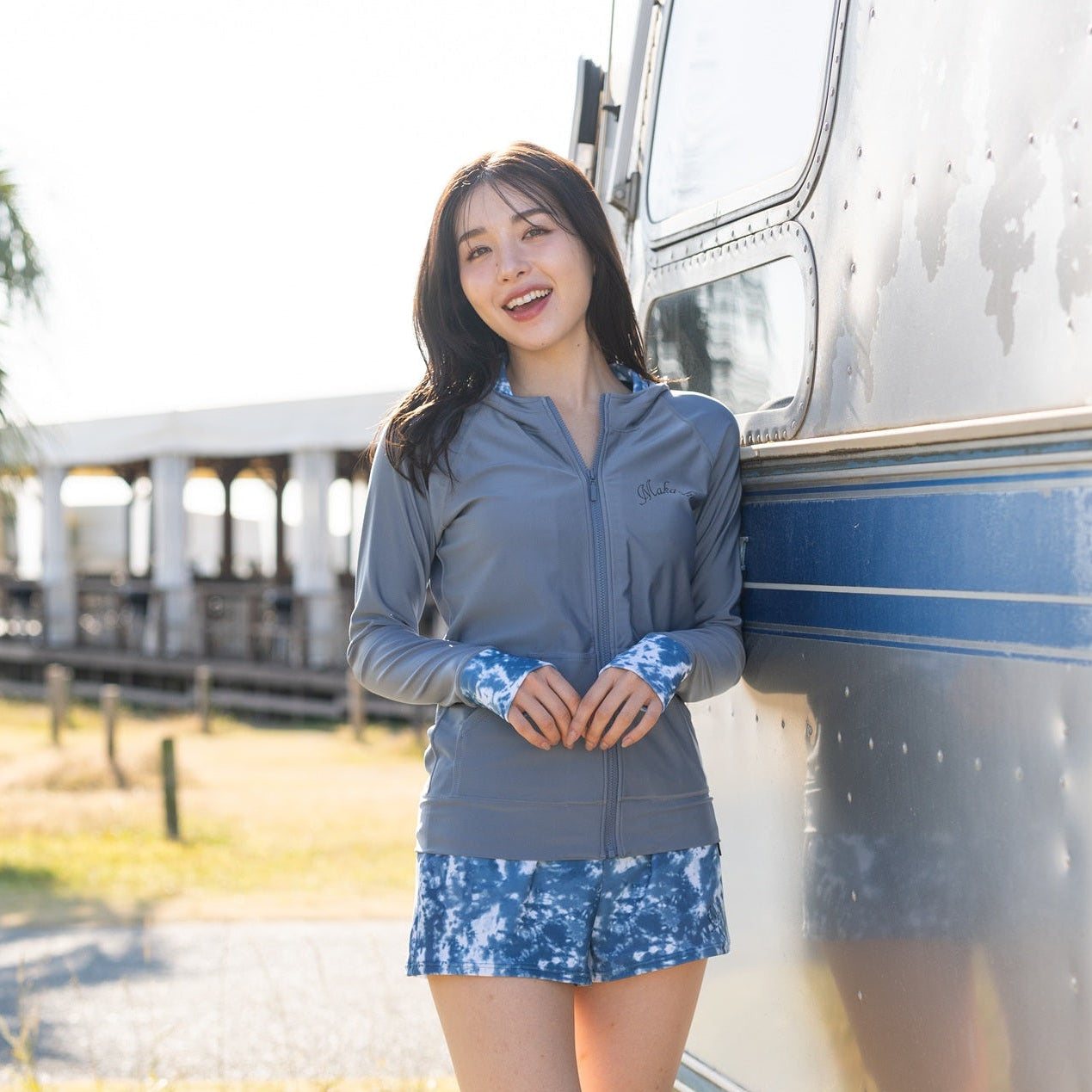 ビーチパーカ / Beach Park　#守るだけじゃない。タイダイで魅せるラッシュガード。